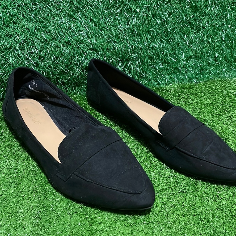 Black flats size 9